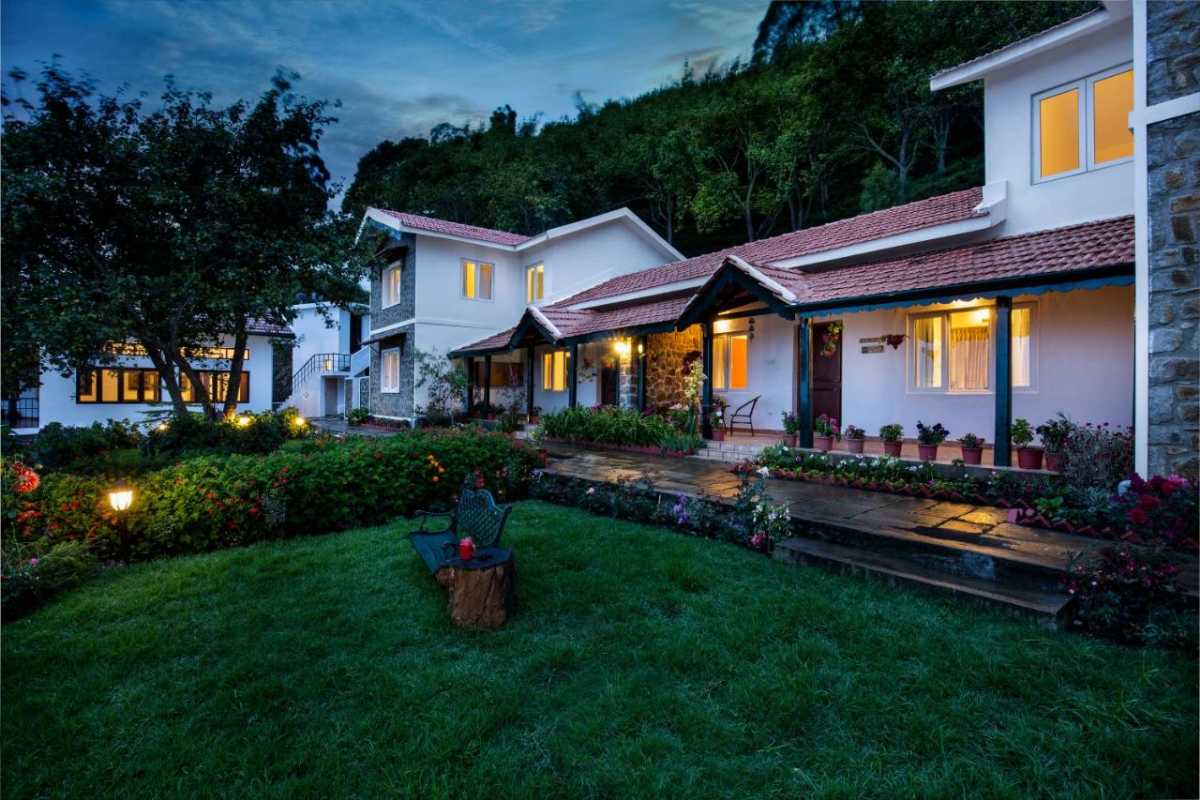 Queen Resort